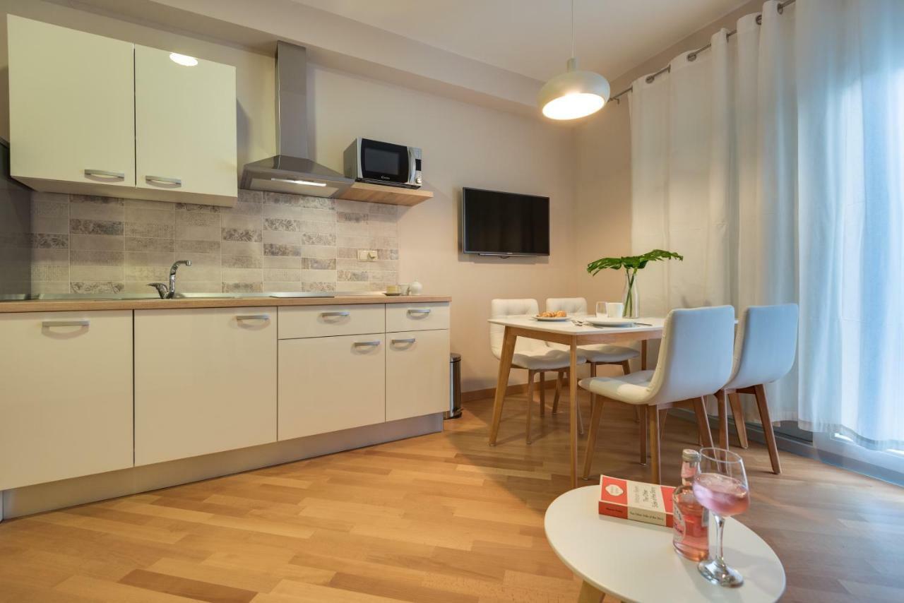 Apartments Dalmatino Vodice Exteriör bild
